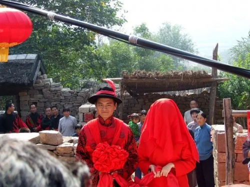 果儿满山红
