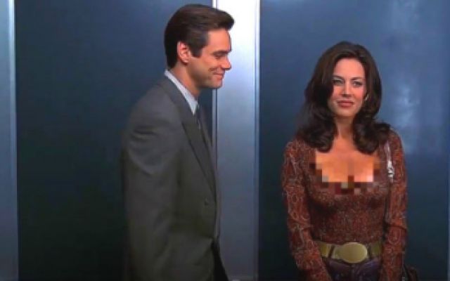 律师遭诅咒不能说谎，坐电梯遇到女邻居后，直接袒露最真实的想法！喜剧电影