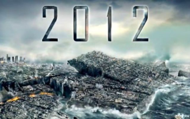 4分钟带你回忆经典灾难片《2012》，还记得当年看电影时的心情吗？