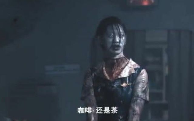 407航班：小男孩扔过来一个篮球，美女仔细一看吓坏了！