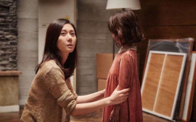韩国恐怖片《苌山虎》，洞穴遇见一个衣衫褴褛的神祕女孩，几分钟看剧