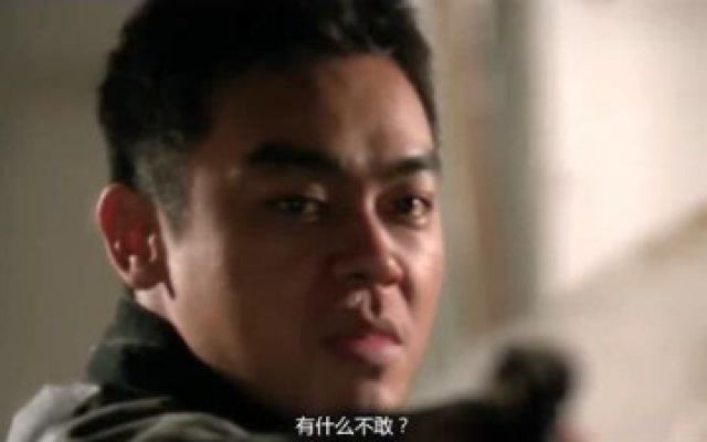 电影：满屋子都是瓦斯，歹徒料定刘青云不敢开枪，没想到他就敢