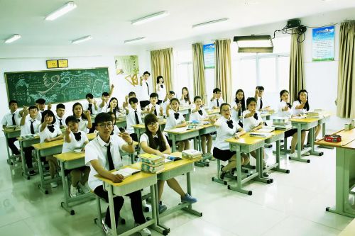 我的同桌是极品