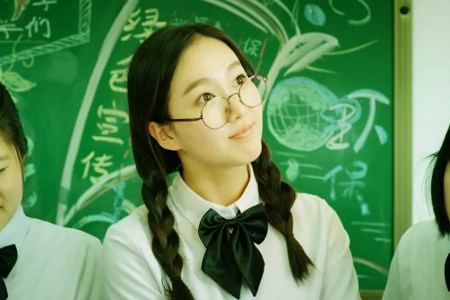 我的同桌是极品