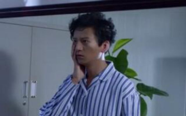 《分裂碎片》终极预告