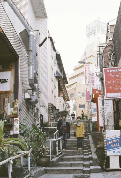 我们都无法成为大人 ボクたちはみんな大人になれなかった