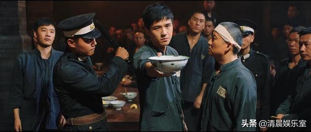 超燃少年刘昊然上演双龙会——这是一部比正片更受欢迎的番外！