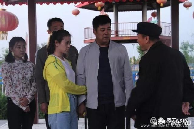 电影《风从塬上来》1月25日在甘肃庆阳举行了首映式！