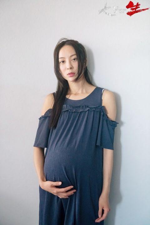 《七日生》童苡萱今日上线，变身坚韧孕妇展现硬核演技