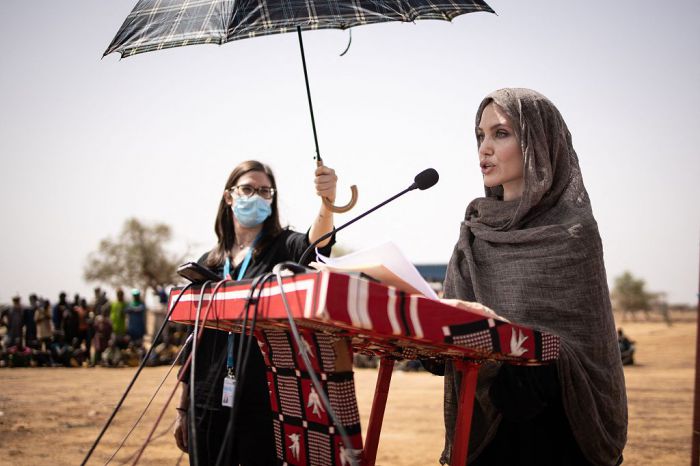 46岁联合国难民署大使朱莉非洲演讲 为难民发声