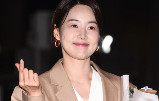 韩国演员韩智慧产女 结婚10年升级做妈妈