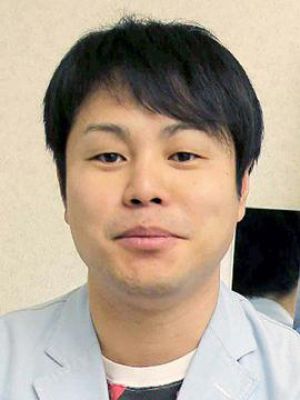 井上裕介