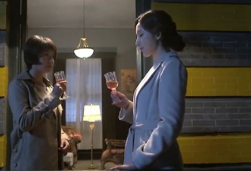 面具背后