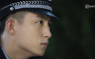 《破冰行动》全体警员参加宋杨葬礼，李飞愤怒责问蔡军