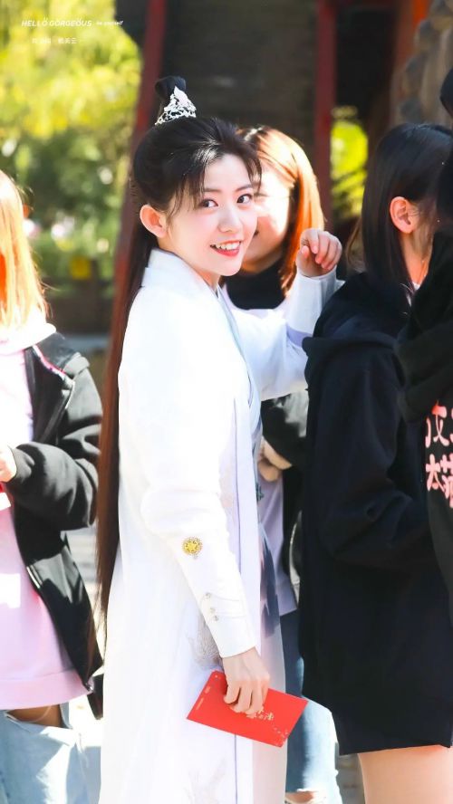 我的女主别太萌