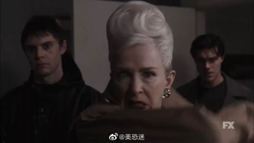 美国恐怖故事：双面 第十季