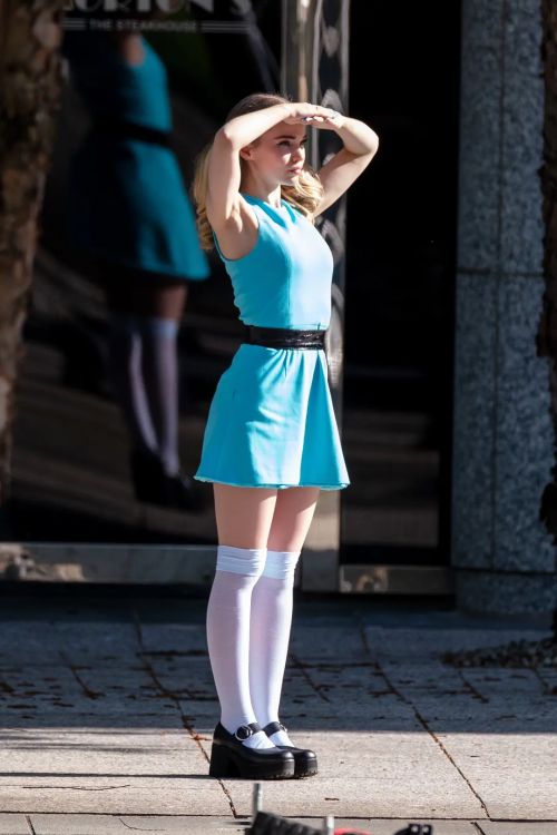 飞天小女警